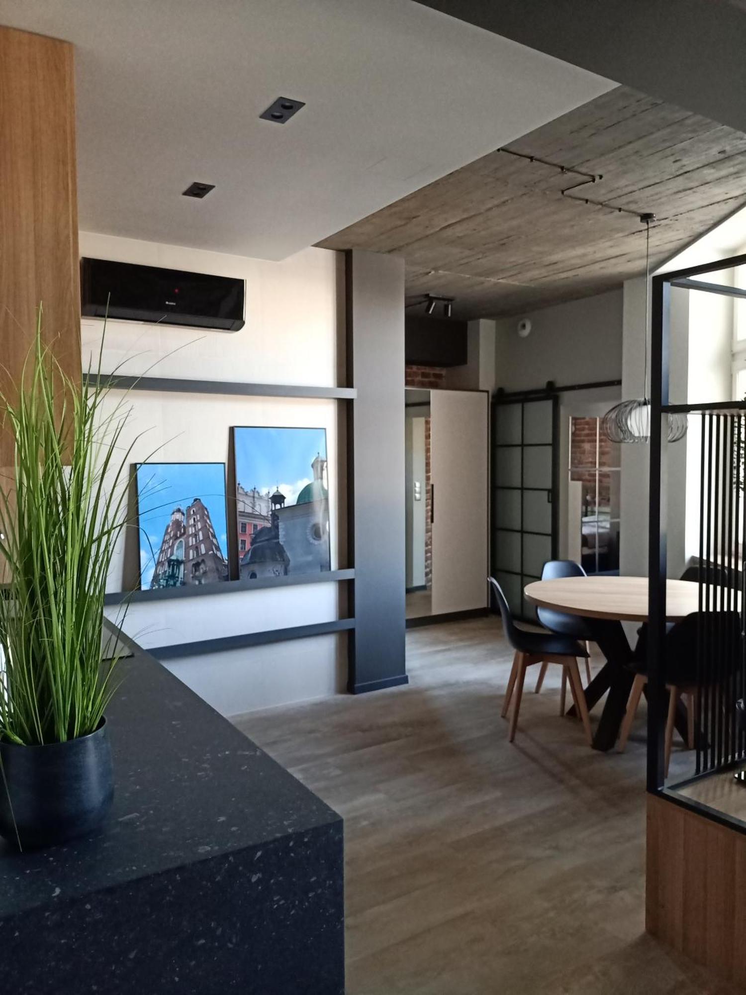Apartments In The Heart Of The City Красков Екстериор снимка